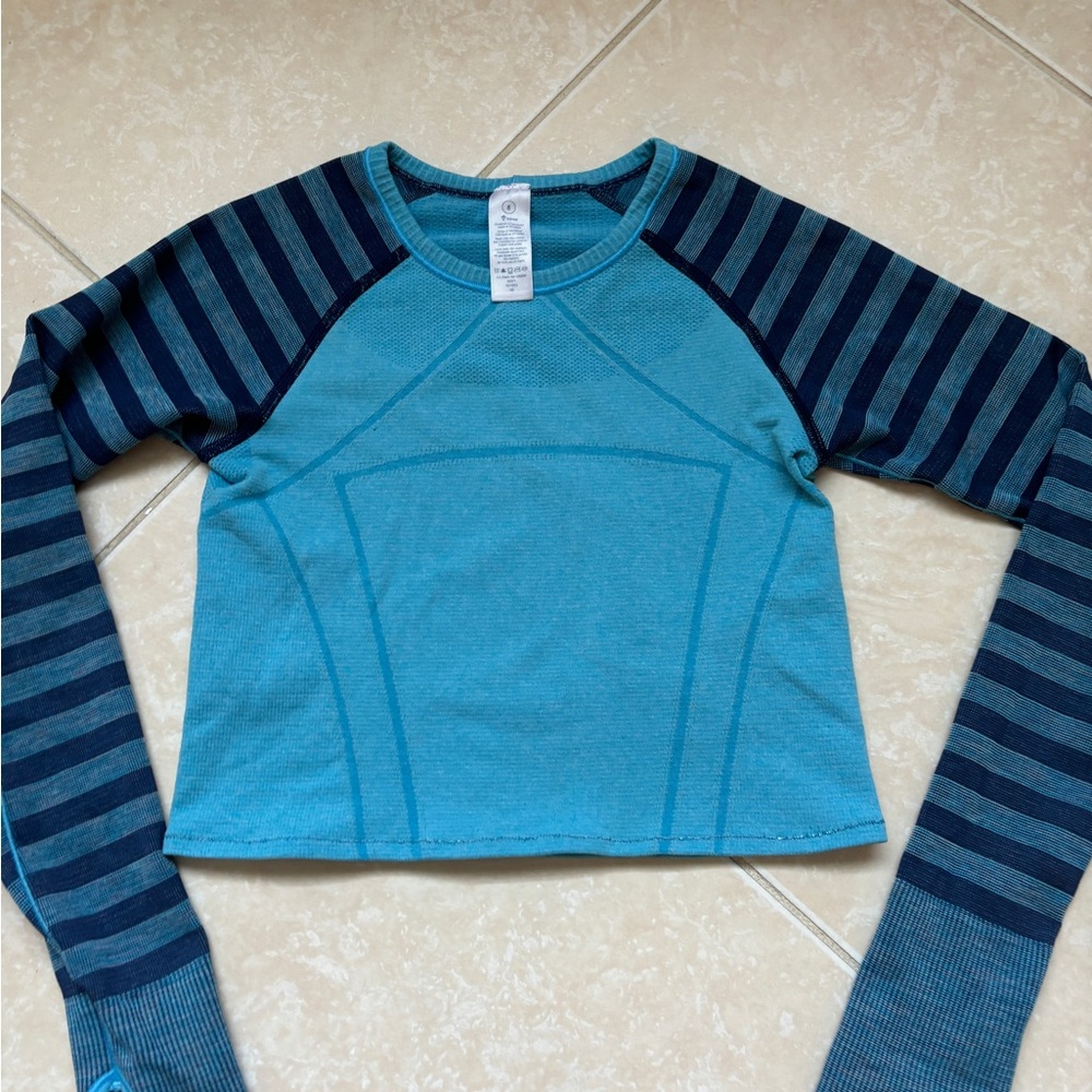 Iviva stripped CROPPED shirt!